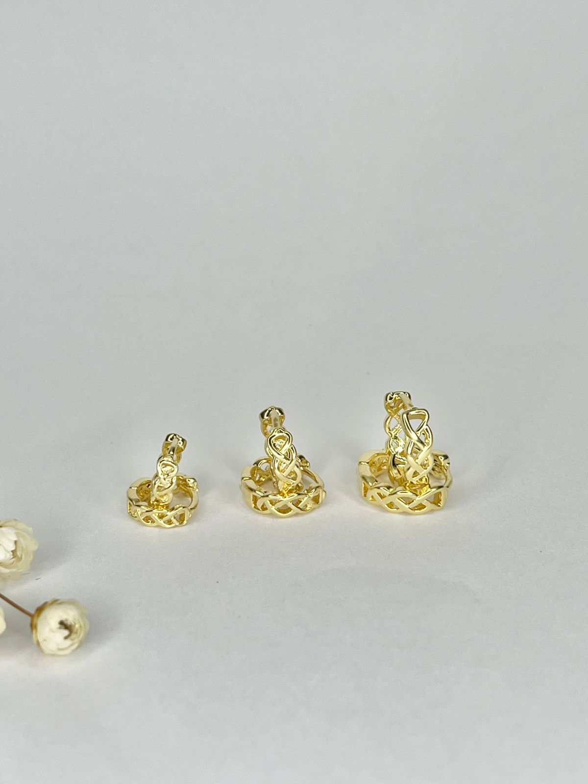 Trio de argolinhas clic trançada lisa - Imagem 3